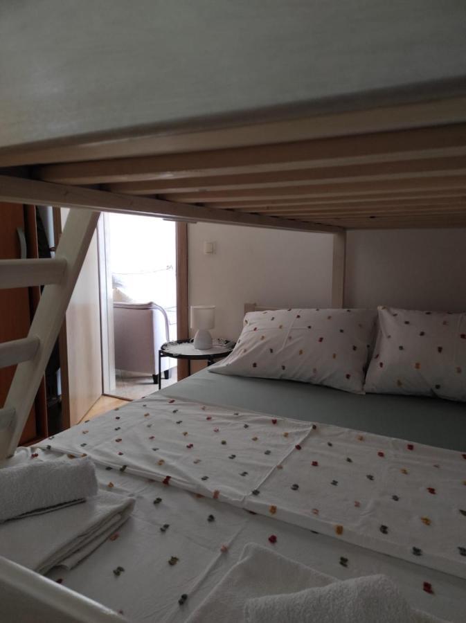 Apartman Lucia Bilice Eksteriør billede